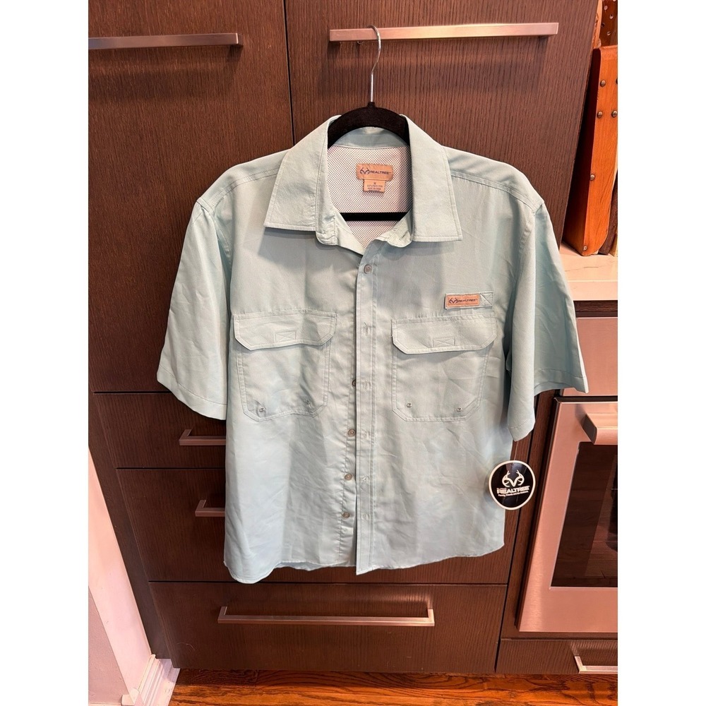 Real Tree Fishing Buttun Up Short Sleeve nwt men's medium